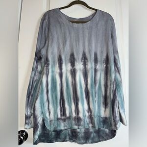 Green Tea GreyBlue Vertical Shibori Accordion TieDye Pullover Lined Sweatshirt